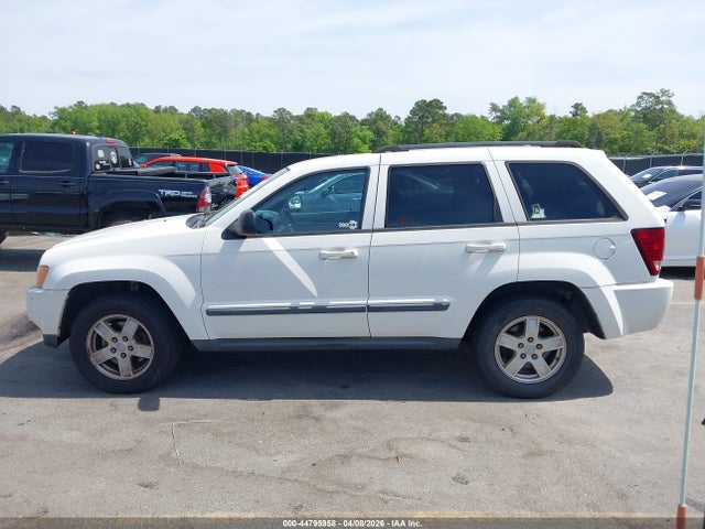 2007 Jeep Grand Cherokee Laredo მანქანა იყიდება აუქციონზე, vin: 1J8GS48K17C538715, აუქციონის ნომერი: 44795958