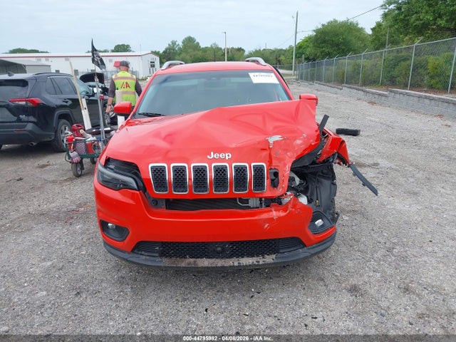 44795982 :رقم المزاد ، 1C4PJLMX8MD207965 vin ، 2021 Jeep Cherokee Latitude Lux Fwd مزاد بيع