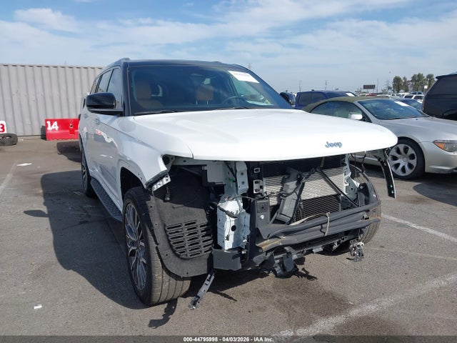 44795998 :رقم المزاد ، 1C4RJJEGXN8554641 vin ، 2022 Jeep Grand Cherokee L Summit 4x2 مزاد بيع