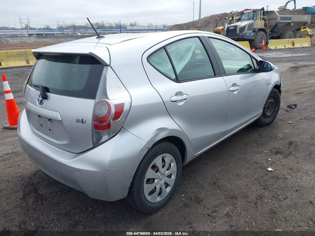 2012 Toyota Prius C Two მანქანა იყიდება აუქციონზე, vin: JTDKDTB35C1503270, აუქციონის ნომერი: 44796000