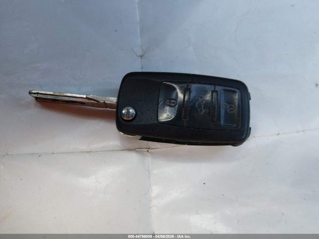 44796009 :رقم المزاد ، 3VWCK21C13M430291 vin ، 2003 Volkswagen New Beetle Gls 2.0l مزاد بيع