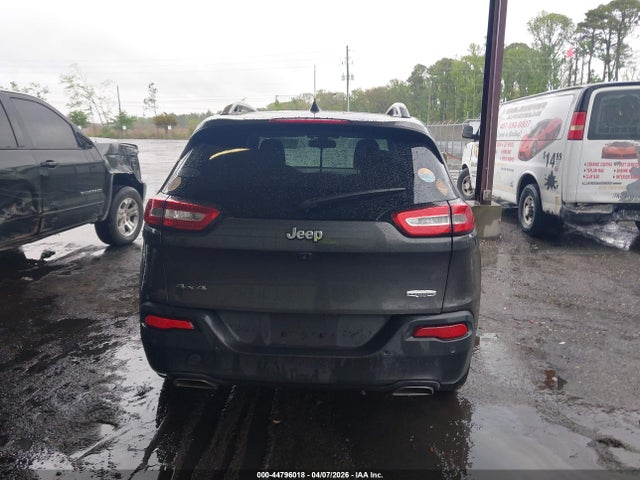 2016 Jeep Cherokee Latitude მანქანა იყიდება აუქციონზე, vin: 1C4PJMCS2GW323490, აუქციონის ნომერი: 44796018