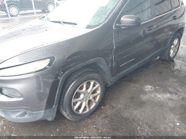 2016 Jeep Cherokee Latitude მანქანა იყიდება აუქციონზე, vin: 1C4PJMCS2GW323490, აუქციონის ნომერი: 44796018