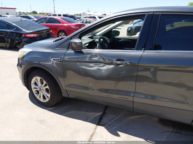 Aukcja sprzedaży 2017 Ford Escape Se, vin: 1FMCU9GD8HUC96383, numer aukcji: 44796032