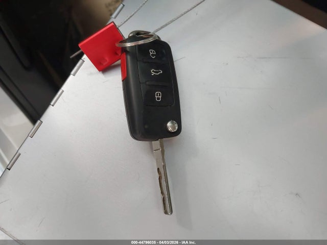Aukcja sprzedaży 2013 Volkswagen Jetta Hybrid Sel, vin: 3VW637AJXDM316930, numer aukcji: 44796035