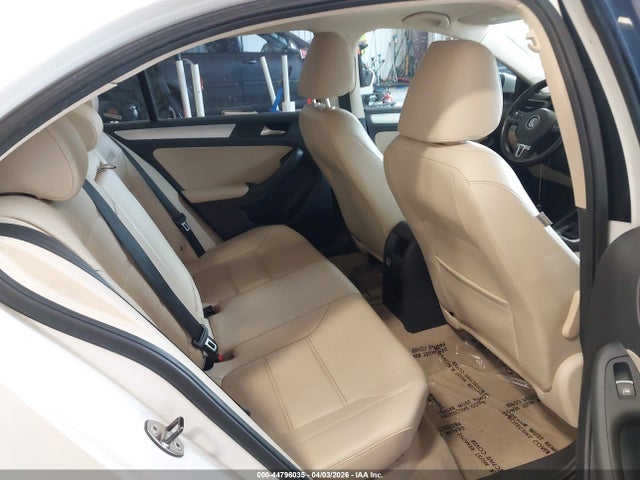 Aukcja sprzedaży 2013 Volkswagen Jetta Hybrid Sel, vin: 3VW637AJXDM316930, numer aukcji: 44796035