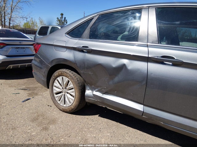 2019 Volkswagen Jetta მანქანა იყიდება აუქციონზე, vin: 3VWCB7BU7KM214061, აუქციონის ნომერი: 44796043
