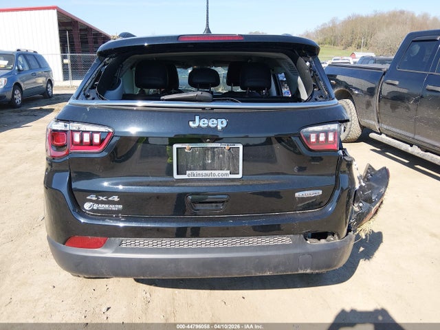 44796058 :رقم المزاد ، 3C4NJDBB8NT116212 vin ، 2022 Jeep Compass Latitude 4x4 مزاد بيع