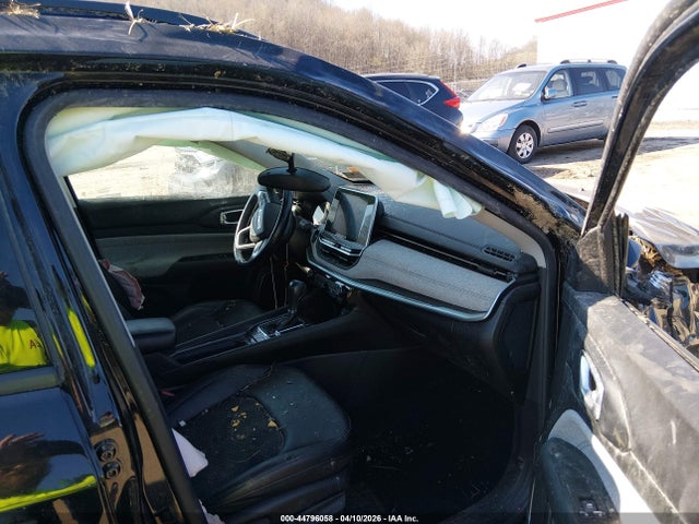 44796058 :رقم المزاد ، 3C4NJDBB8NT116212 vin ، 2022 Jeep Compass Latitude 4x4 مزاد بيع