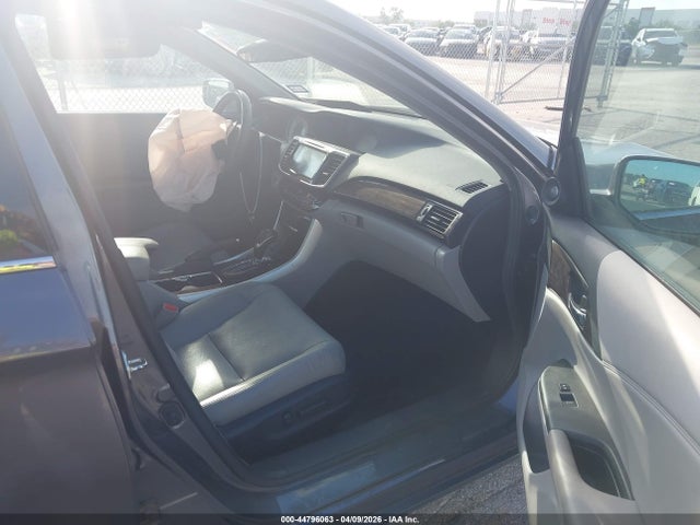 Продажа на аукционе авто 2016 Honda Accord Ex-l V-6, vin: 1HGCR3F04GA023072, номер лота: 44796063