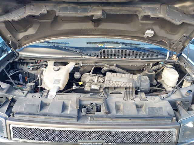 1GCWGAFGXG1139377 Chevrolet Express 2500 Work Van