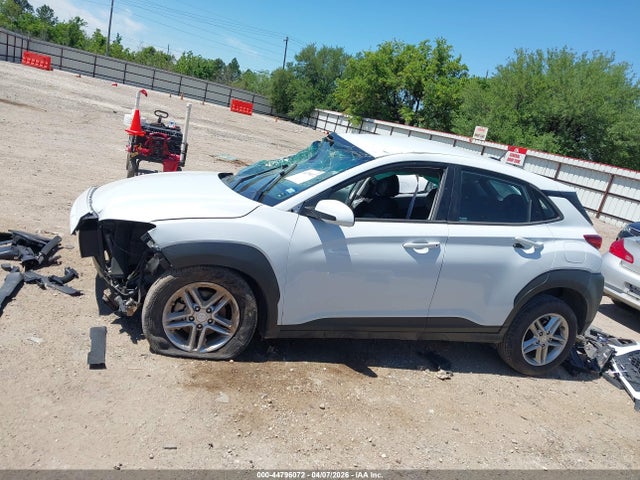 Продажа на аукционе авто 2021 Hyundai Kona Se, vin: KM8K12AA1MU613134, номер лота: 44796072