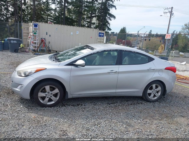 44796099 :رقم المزاد ، KMHDH4AE4DU916041 vin ، 2013 Hyundai Elantra Gls مزاد بيع