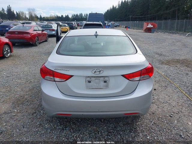 44796099 :رقم المزاد ، KMHDH4AE4DU916041 vin ، 2013 Hyundai Elantra Gls مزاد بيع