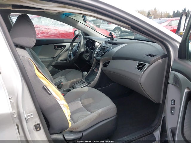 44796099 :رقم المزاد ، KMHDH4AE4DU916041 vin ، 2013 Hyundai Elantra Gls مزاد بيع