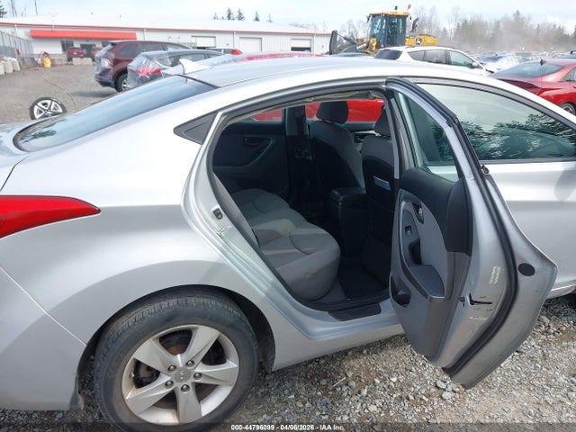 44796099 :رقم المزاد ، KMHDH4AE4DU916041 vin ، 2013 Hyundai Elantra Gls مزاد بيع
