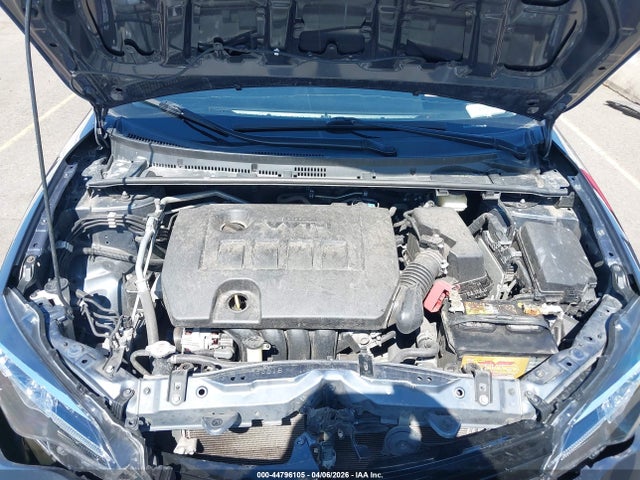 2T1BURHE7JC055635 Toyota COROLLA LE