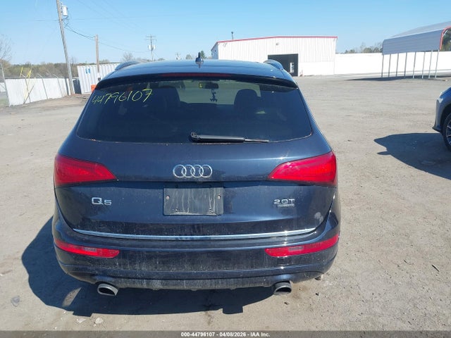 Продаж на аукціоні авто 2017 Audi Q5 2.0t Premium, vin: WA1C2AFP4HA084731, номер лоту: 44796107
