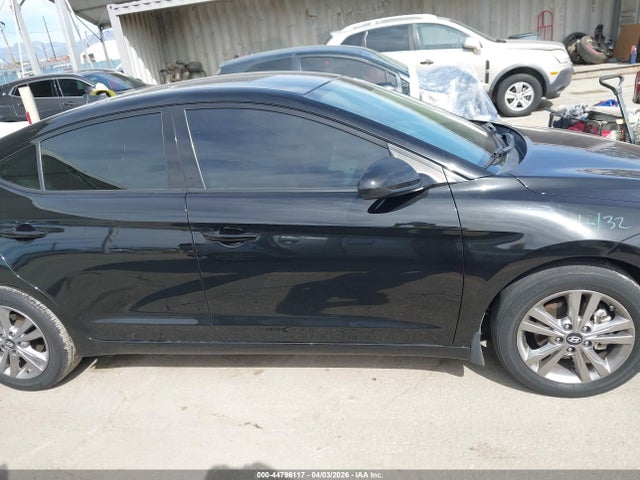 KMHD84LF0JU664905 Hyundai ELANTRA SEL