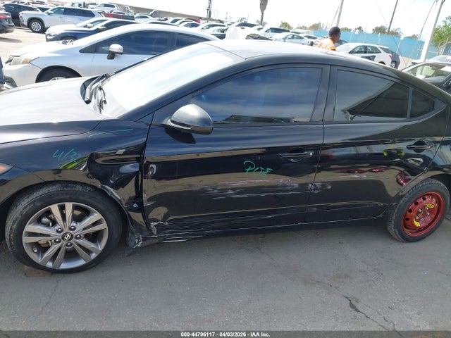 KMHD84LF0JU664905 Hyundai ELANTRA SEL