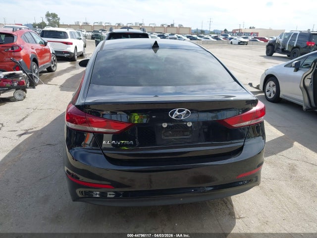 KMHD84LF0JU664905 Hyundai ELANTRA SEL