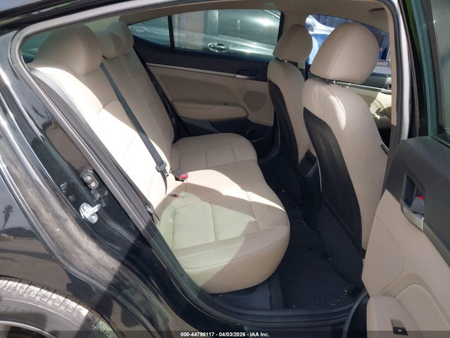 KMHD84LF0JU664905 Hyundai ELANTRA SEL