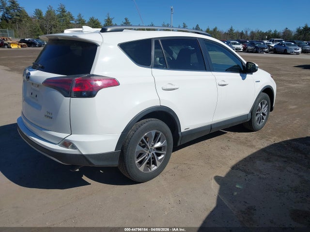 JTMRJREVXJD257965 Toyota Rav4 Hybrid Xle