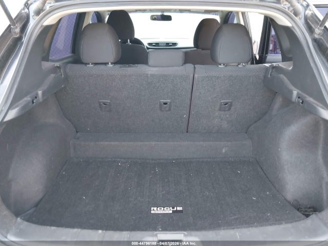 44796188 :رقم المزاد ، JN1BJ1CP8JW196386 vin ، 2018 Nissan Rogue Sport S مزاد بيع