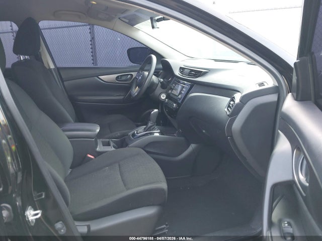 44796188 :رقم المزاد ، JN1BJ1CP8JW196386 vin ، 2018 Nissan Rogue Sport S مزاد بيع