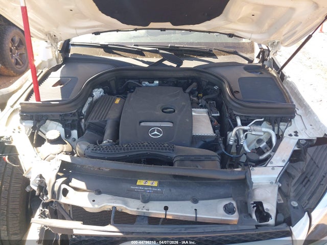 44796210 :رقم المزاد ، WDC0G4JB2JV022387 vin ، 2018 Mercedes-benz Glc 300 مزاد بيع