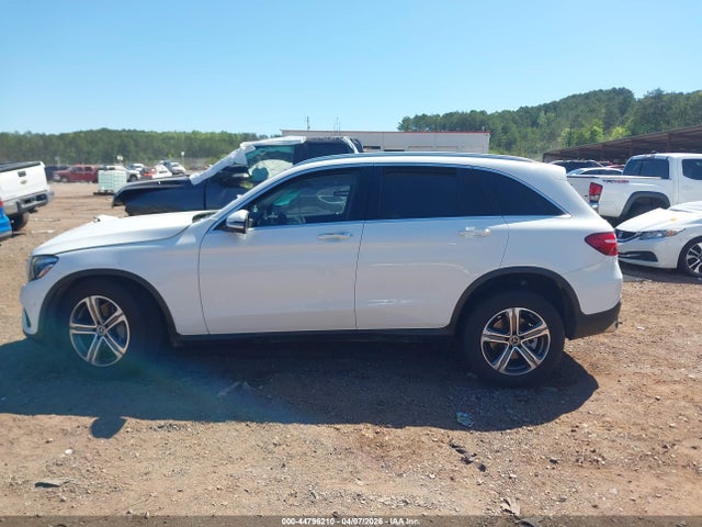44796210 :رقم المزاد ، WDC0G4JB2JV022387 vin ، 2018 Mercedes-benz Glc 300 مزاد بيع