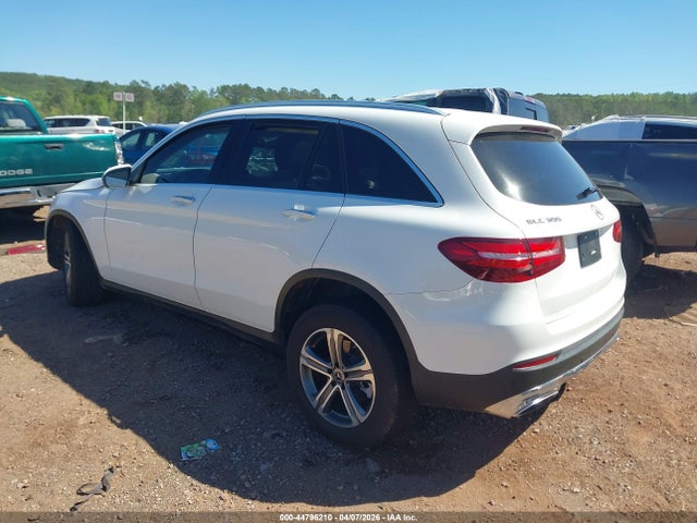 44796210 :رقم المزاد ، WDC0G4JB2JV022387 vin ، 2018 Mercedes-benz Glc 300 مزاد بيع