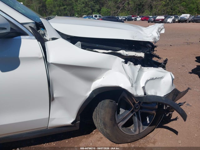 44796210 :رقم المزاد ، WDC0G4JB2JV022387 vin ، 2018 Mercedes-benz Glc 300 مزاد بيع