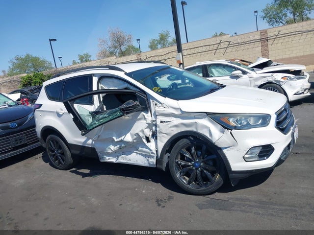 Ford Escape Titanium 2017 1FMCU0JD7HUC51021 Image 14