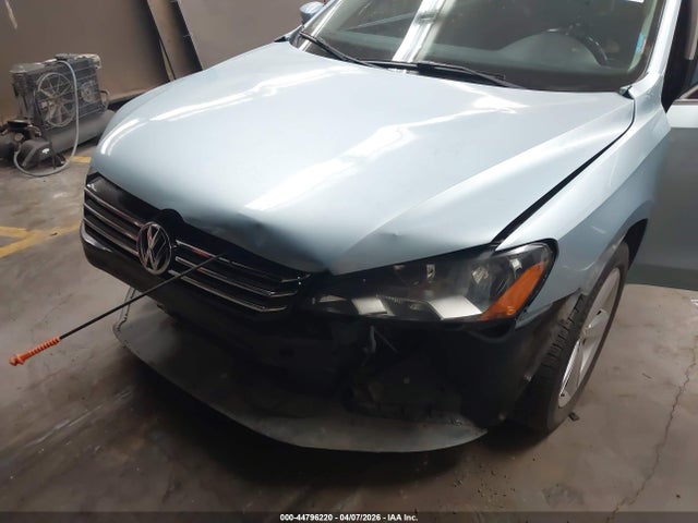 2012 Volkswagen Passat 2.5l Se მანქანა იყიდება აუქციონზე, vin: 1VWBP7A30CC076999, აუქციონის ნომერი: 44796220