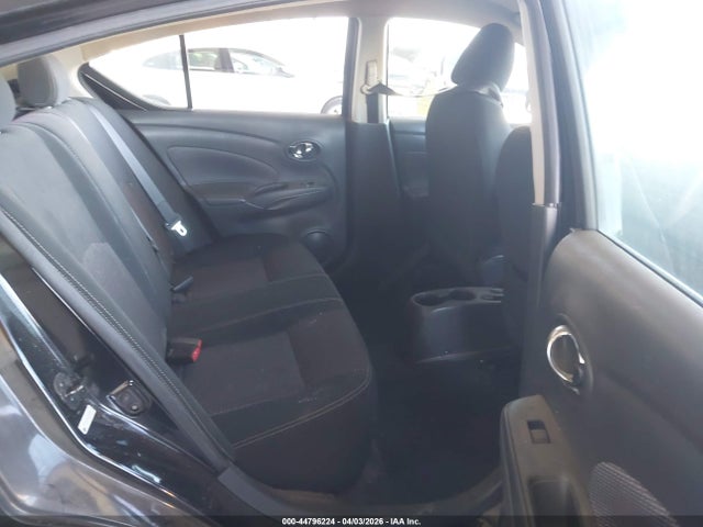 3N1CN7AP6JL886108 Nissan Versa 1.6 Sv