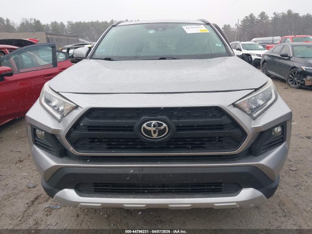 Toyota Rav4 Xle 2019 JTMP1RFV4KD512391 Image 12