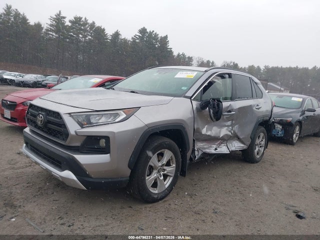 Toyota Rav4 Xle 2019 JTMP1RFV4KD512391 Image 2