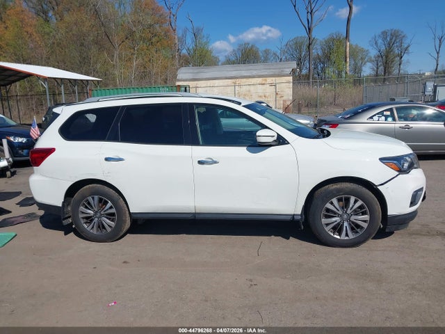 Продаж на аукціоні авто 2018 Nissan Pathfinder S, vin: 5N1DR2MM5JC679131, номер лоту: 44796268