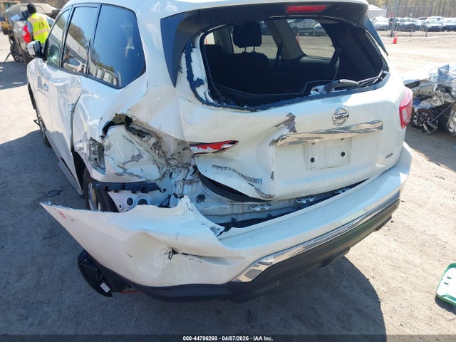 Продаж на аукціоні авто 2018 Nissan Pathfinder S, vin: 5N1DR2MM5JC679131, номер лоту: 44796268
