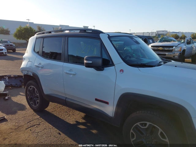 Jeep Renegade Trailhawk 2016 ZACCJBCT3GPC65981 Image 14
