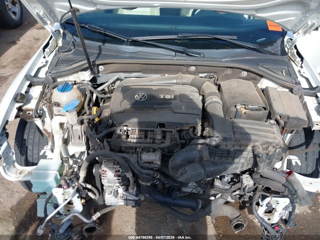 2017 Volkswagen Passat 1.8t Se მანქანა იყიდება აუქციონზე, vin: 1VWBT7A34HC001144, აუქციონის ნომერი: 44796298