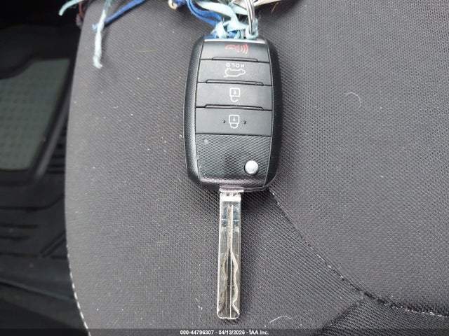 Продажа на аукционе авто 2017 Kia Soul, vin: KNDJN2A20H7497779, номер лота: 44796307