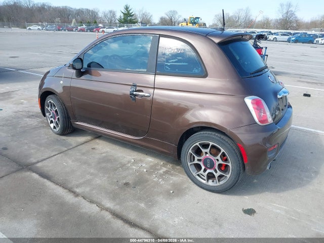 2013 FIAT 500 3C3CFFBR1DT663424 Photo 2