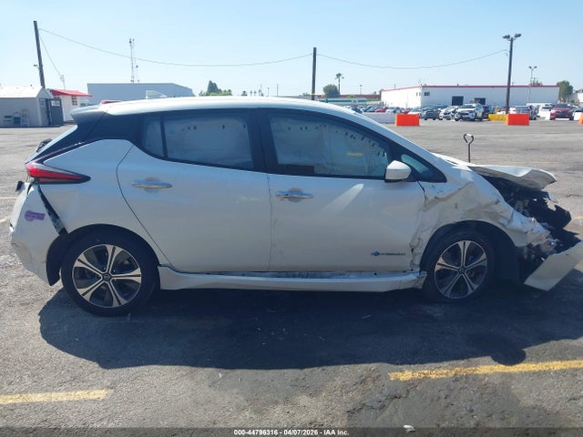 1N4AZ1CPXJC304015 Nissan LEAF SV