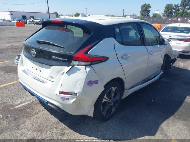 1N4AZ1CPXJC304015 Nissan LEAF SV