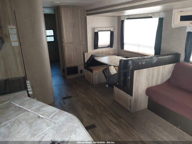 Продаж на аукціоні авто 2020 Coachmen Catalina 323bhdsck, vin: 5ZT2CAXB8LX016387, номер лоту: 44796404