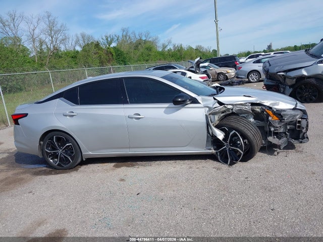 44796411 :رقم المزاد ، 1N4BL4CV9RN310944 vin ، 2024 Nissan Altima Sr Fwd مزاد بيع