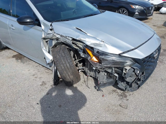 44796411 :رقم المزاد ، 1N4BL4CV9RN310944 vin ، 2024 Nissan Altima Sr Fwd مزاد بيع