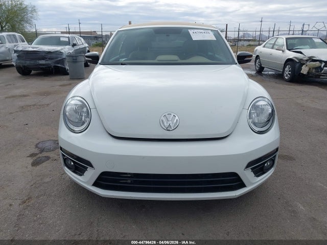 3VW7T7AT7FM802605 Volkswagen Beetle 2.0t R-line